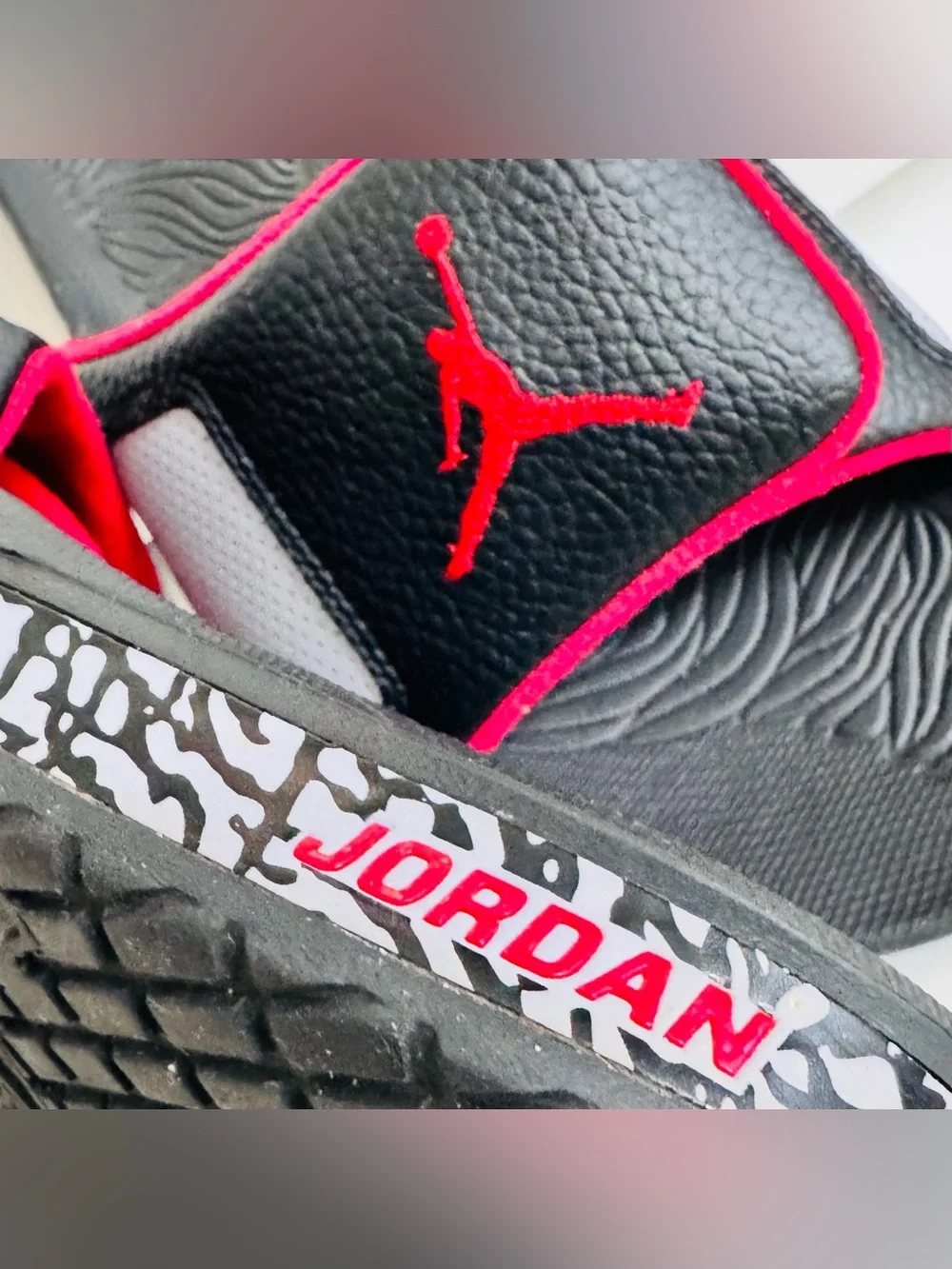 Jordan Hydro 3 Slides Black Cement Red • Men’s 11 • Elephant Print